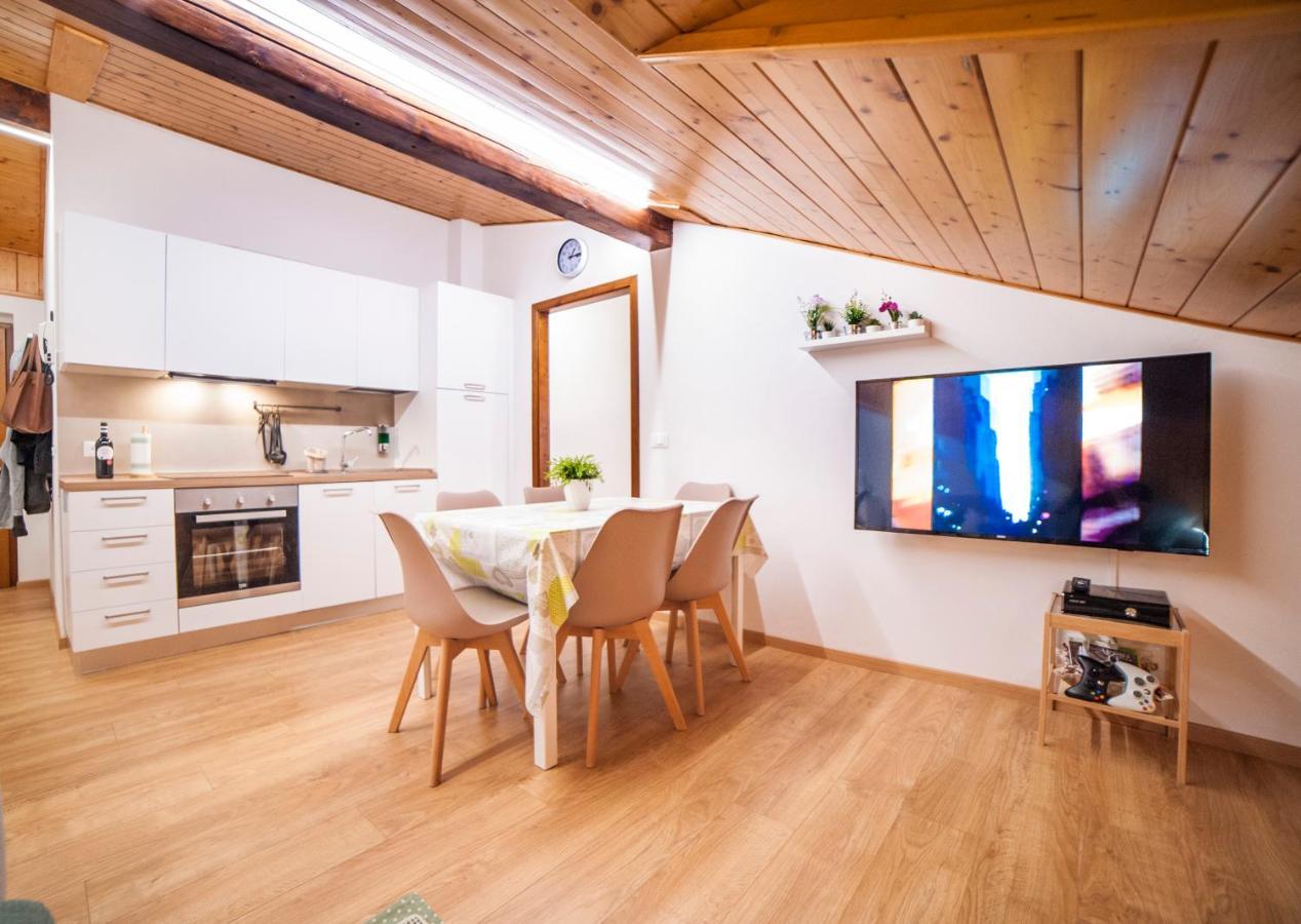 La Mansarda Di Emma Apartment Pinzolo Ngoại thất bức ảnh